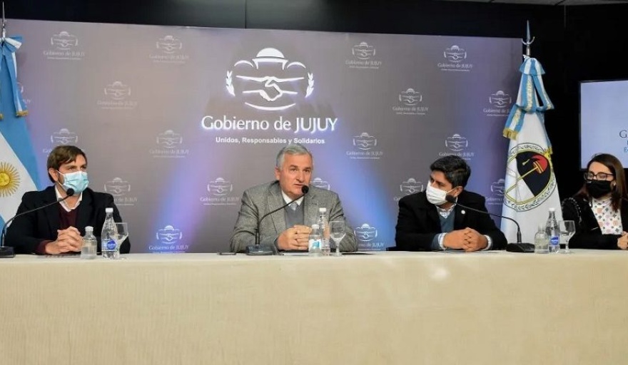 Lanzan capacitación para jóvenes en la industria del software