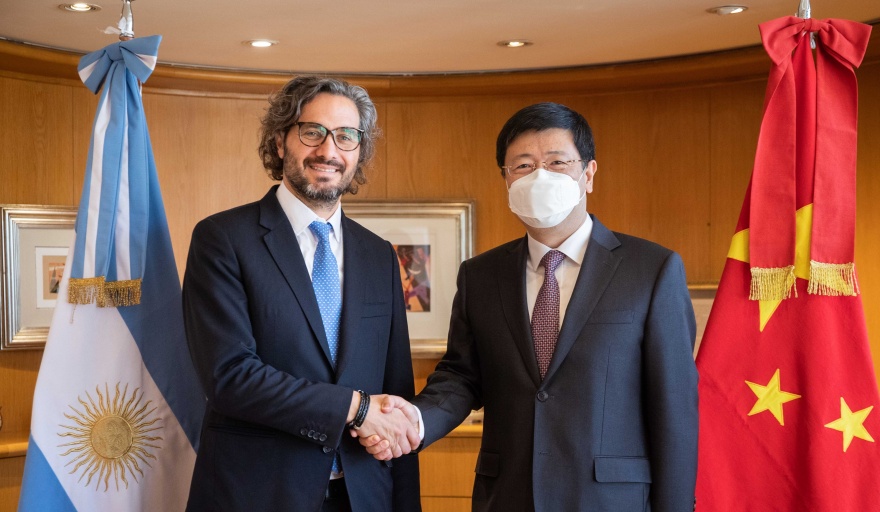 Cafiero recibió al embajador de China quien manifestó su apoyo a nuestro país en el marco de los BRICS