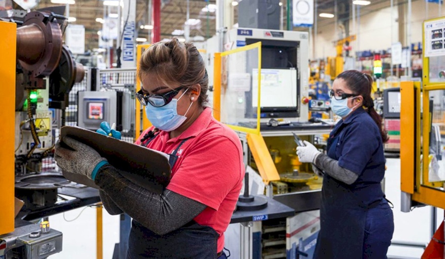 Falta de insumos: Pymes sufren una merma en su producción