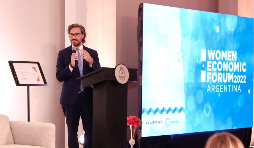 Cafiero: “El desarrollo económico de las mujeres y la lucha contra la violencia por motivos de género es una parte esencial de nuestra política exterior”