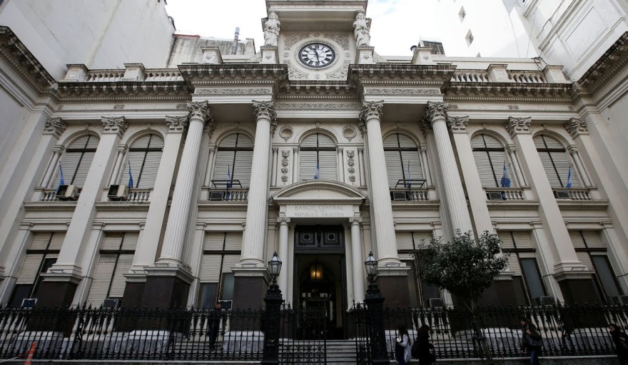 Anuncian beneficios para que PyMEs importen bienes e insumos