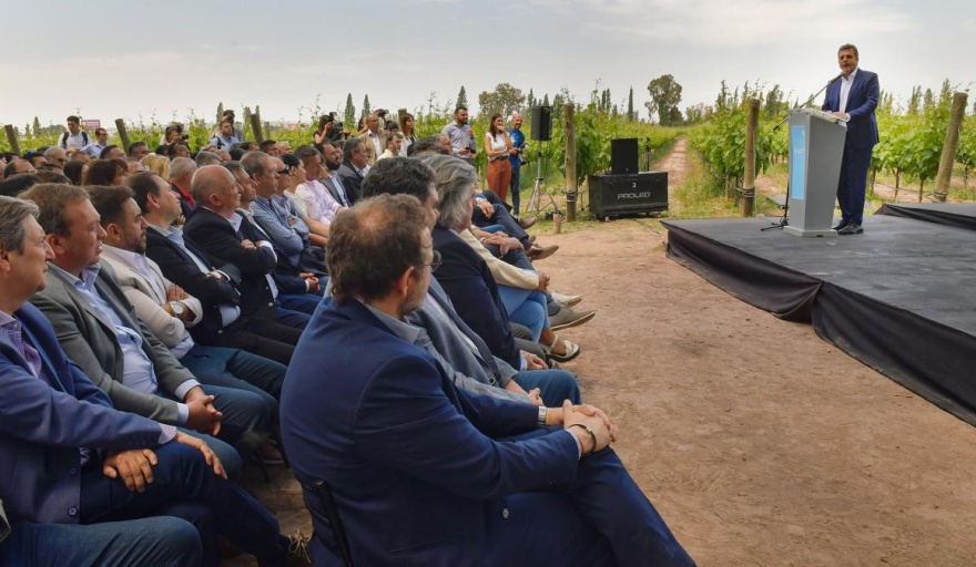Massa anunció medidas para las economías regionales
