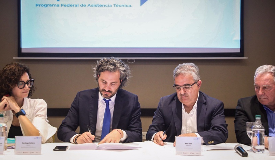 Cafiero y Jalil firmaron acuerdo para incrementar las exportaciones