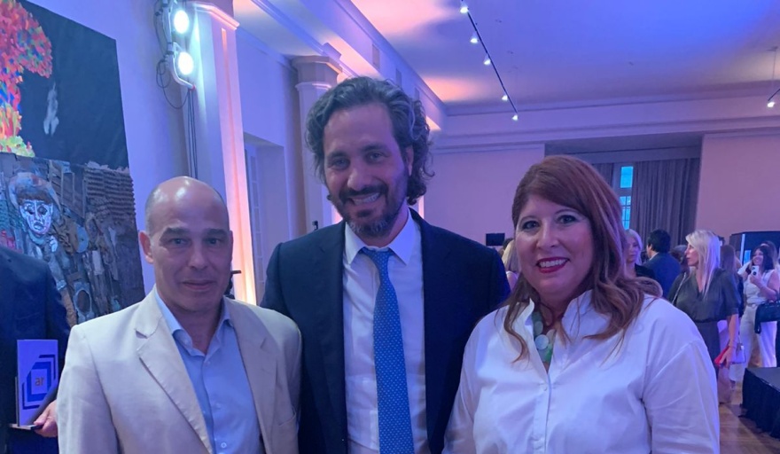El canciller Cafiero entregó la distinción "Asociativismo para la Exportación" a "Bodegas de Altura" de Salta