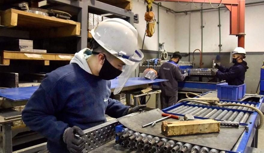 Encuesta de la UIA destaca dificultad de las PyMEs para importar