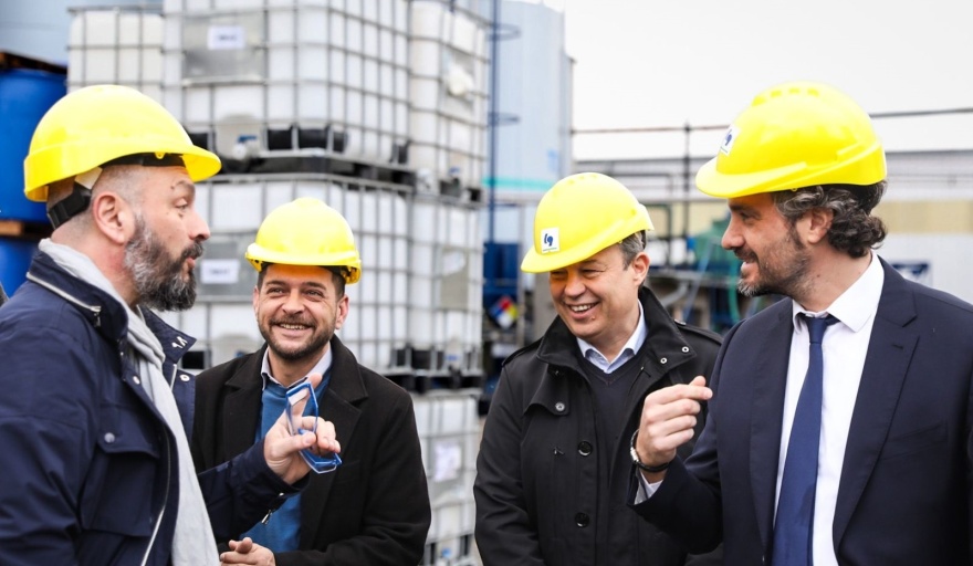 Cafiero y Cascallares destacaron el trabajo de PyME de Burzaco que luego de la pandemia duplicó sus exportaciones