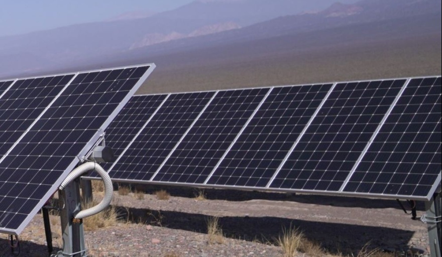 La energía renovable llegó a la producción sanjuanina: se entregaron $242 millones en créditos para paneles solares