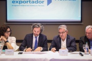 Cafiero y Jalil firmaron un acuerdo para incrementar las exportaciones de Catamarca que crecieron un 34 por ciento interanual en el primer semestre