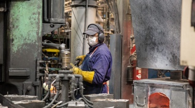 Industriales PyMES advierten que corren riesgo 150.000 puestos de trabajo en el sector industrial