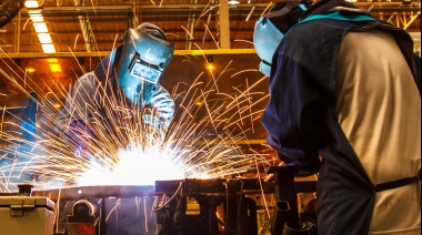 Pymes se reúnen con Royón por los incrementos en el costo de la energía