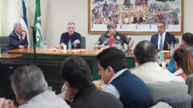 Scioli se reunió en SMATA con sindicatos industriales