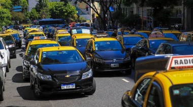 Confirman aumentos en taxis porteños del 30 % en septiembre y el 20% en noviembre