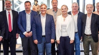 Llaryora y Del Re destacaron el potencial del sector metalúrgico que genera más de 1 millón de puestos de trabajo