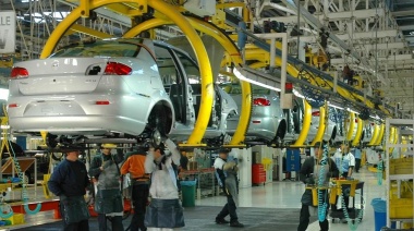 Mendiguren habló del éxito del sector automotriz