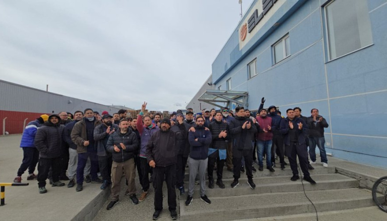 Crisis en Tierra del Fuego: ADS se declara en quiebra y trabajadores toman la planta en Río Grande