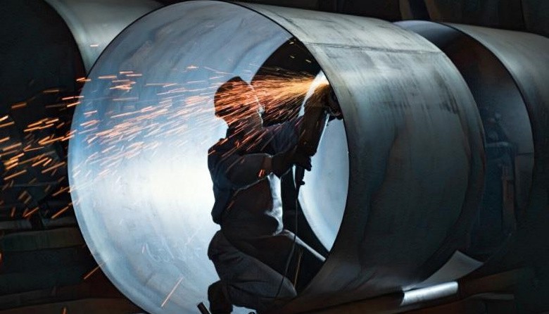 La producción de acero mantuvo una fuerte caída en febrero