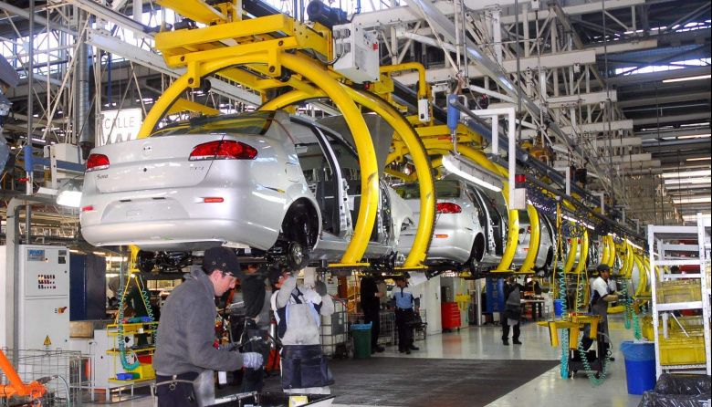 La industria anticipa otro retroceso en mayo: habría sido del 5% y agudiza la situación del sector