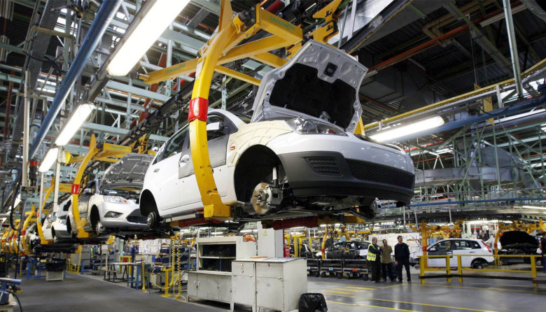 Industria automotriz: cayó la producción de autos en julio, pero crecieron las exportaciones