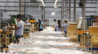 La industria creció un 8,7 % interanual y un 4% respecto al mes anterior