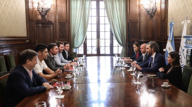 Cafiero recibió a la Cámara Argentina de Fabricantes de Maquinaria Agrícola y remarcó la importancia del desarrollo exportador de las empresas argentinas