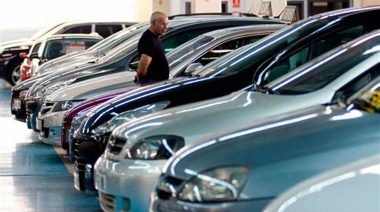 Bajó más del 18% interanual el patentamiento de autos