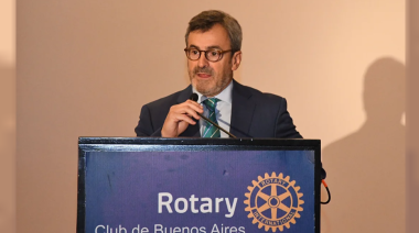 El titular de la UIA advirtió: "No es ordenar la macro y ya está; faltan reformas"