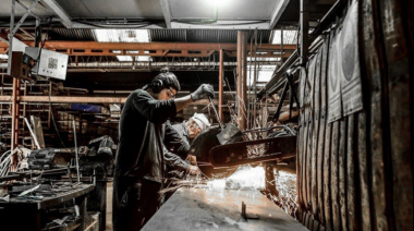 Empresarios PyME convocan a un encuentro frente al Congreso para advertir sobre la situación industrial