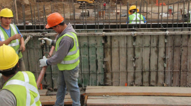 Al igual que la construcción, la industria repuntó en marzo y cortó una racha de ocho meses a la baja