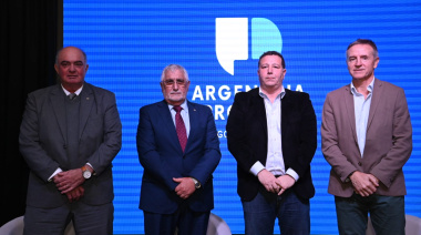Empresarios y sindicalistas piden “construir una agenda que estimule la generación de más empleo formal”