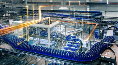 La industria repuntó 1,9% en agosto, pero volvió a caer en la comparación interanual