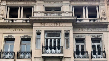 La UIA convoca a economistas a analizar el programa de Milei