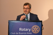 El titular de la UIA advirtió: "No es ordenar la macro y ya está; faltan reformas"