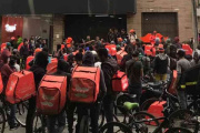 Crece la precariedad en el mercado laboral por el aumento del empleo informal y el monotributo