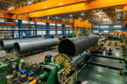 La producción industrial registró una suba de 0,3% en agosto y cortó la caída previa